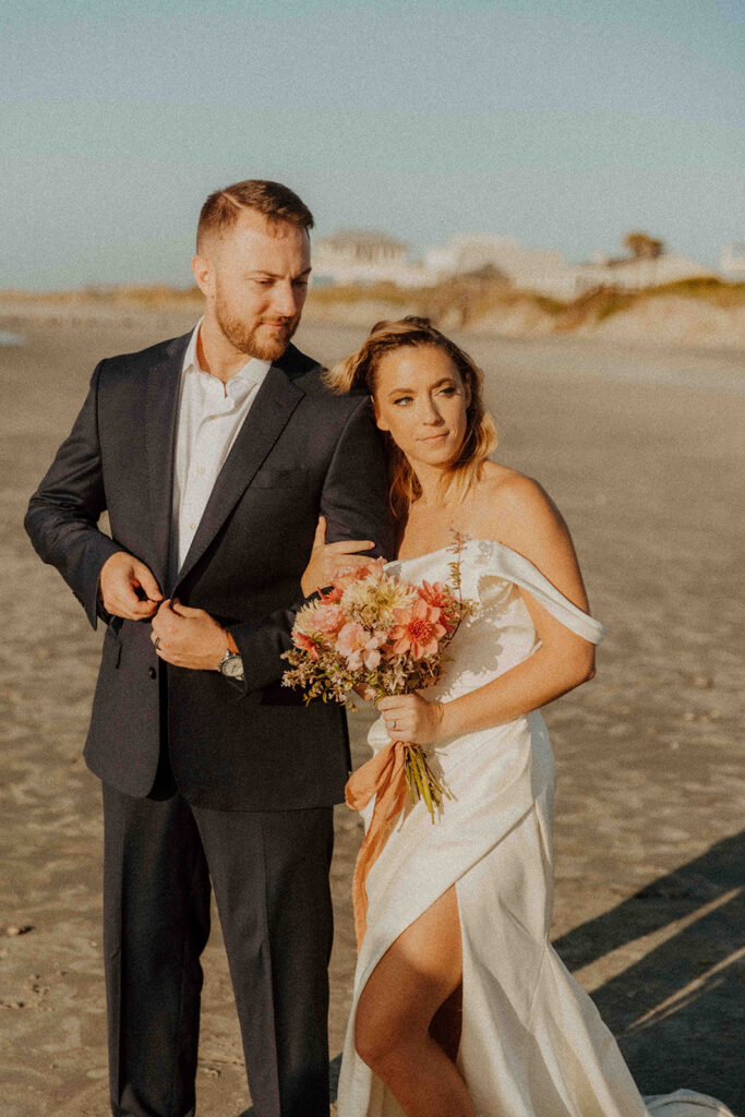 Venue Spotlight: The Beach! | bride and groom photos