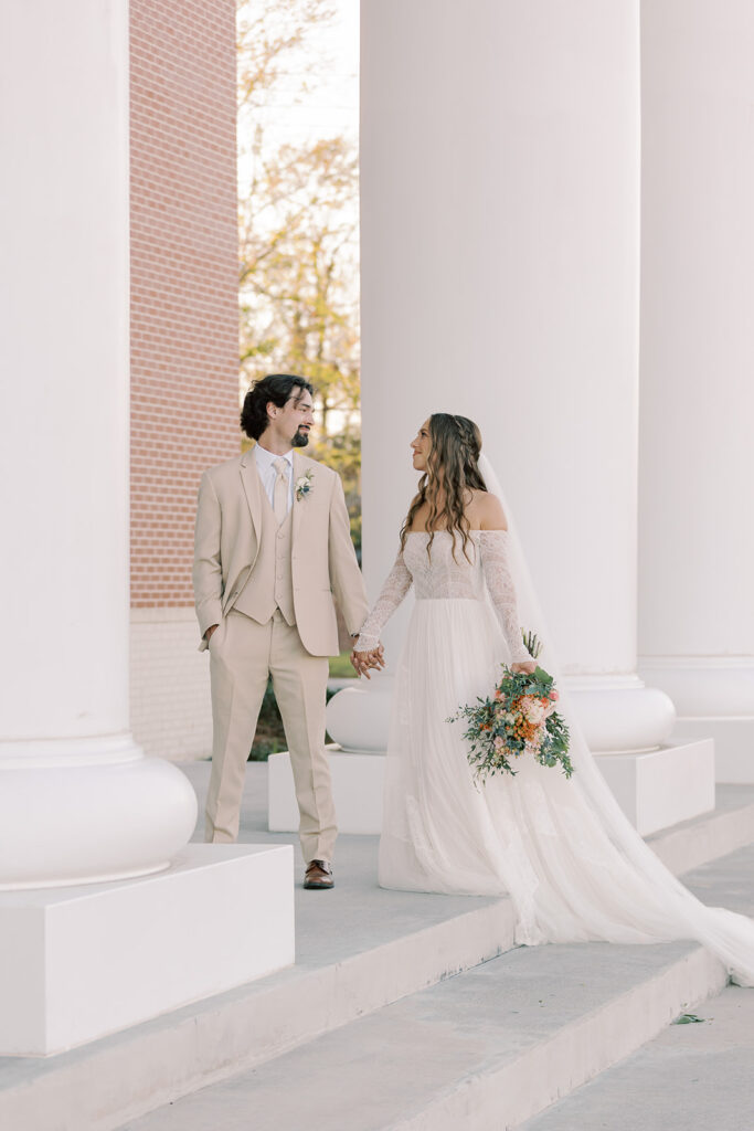 Christin & Aaron’s Romantic Georgia Wedding at Hazelhurst First Baptist Church