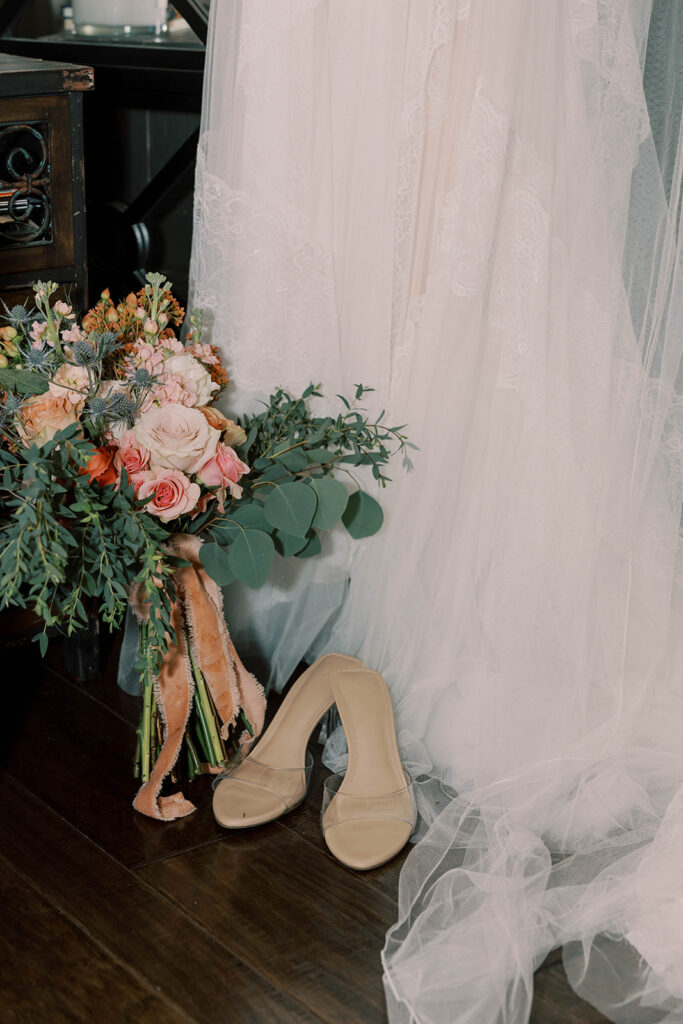 colorful wedding bouquet 