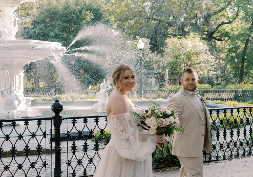A Classic Spring Wedding at Forsyth Park Filled With Romance and Southern Charm