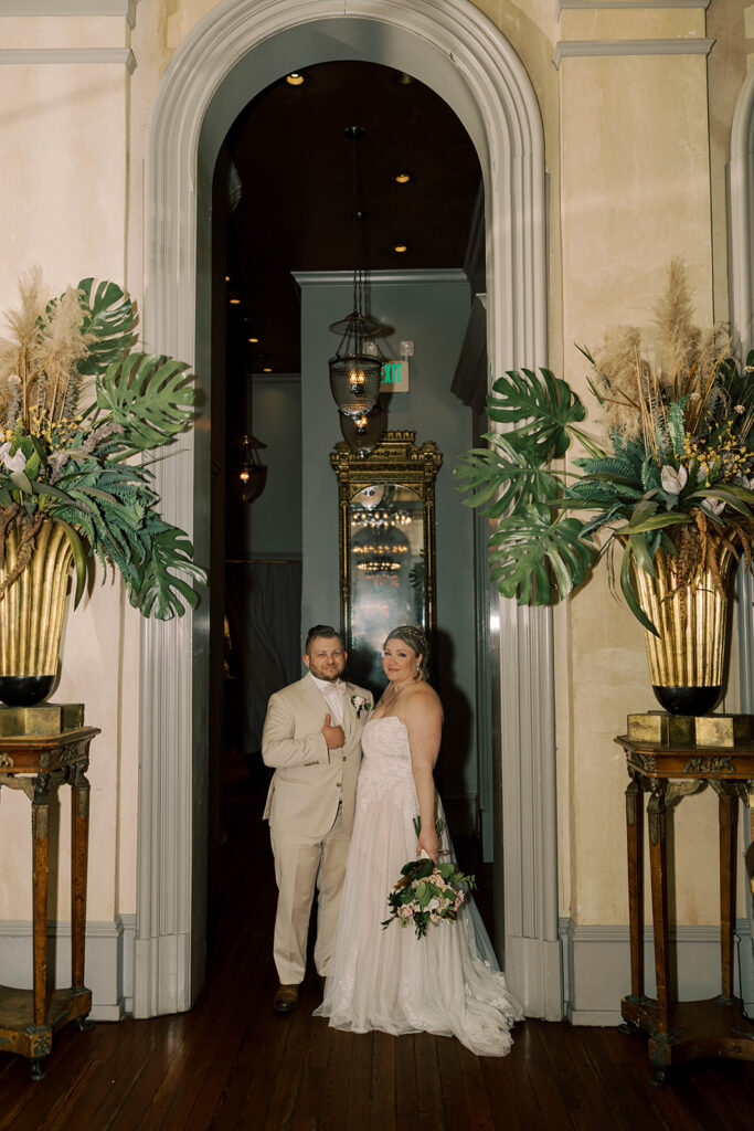 A Classic Spring Wedding at Forsyth Park Filled With Romance and Southern Charm