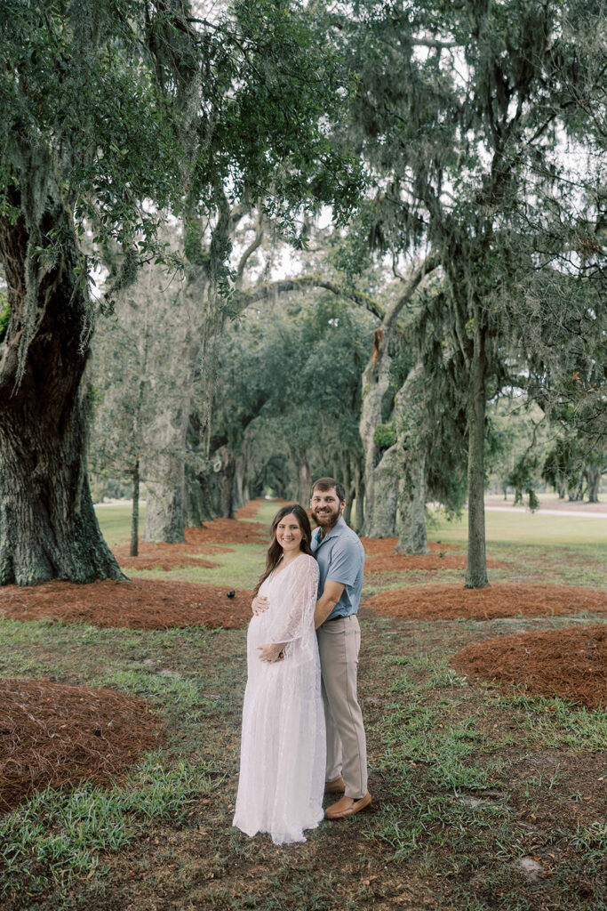 cute couple at their maternity photos 