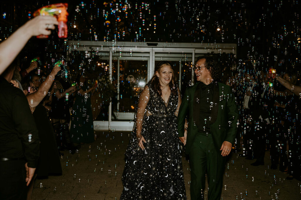 cute picture of the newlyweds send off