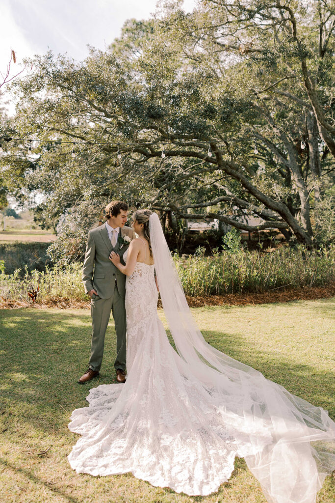 golden hour bridal portraits