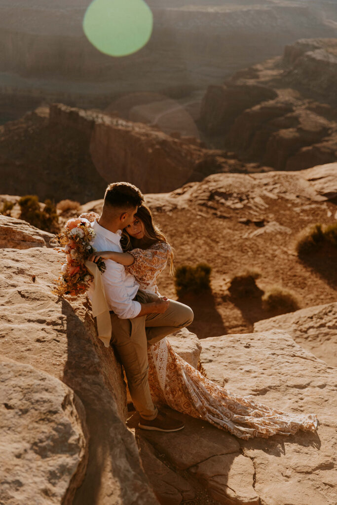 Why Dead Horse Point State Park Is the Perfect Utah Elopement Location