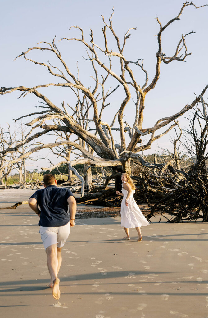 The Best Savannah Engagement Session Locations for Every Kind of Couple