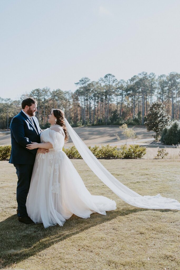 First Look vs First Touch on Your Wedding Day: How to Choose the Right One