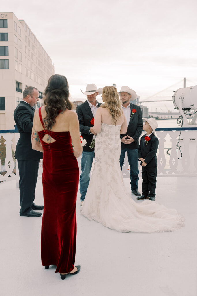 An Intimate Savannah Wedding on the River: Robin & Paul’s Romantic Day