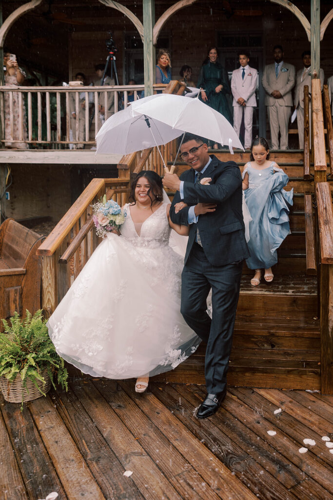 playful bridal portraits during the rain