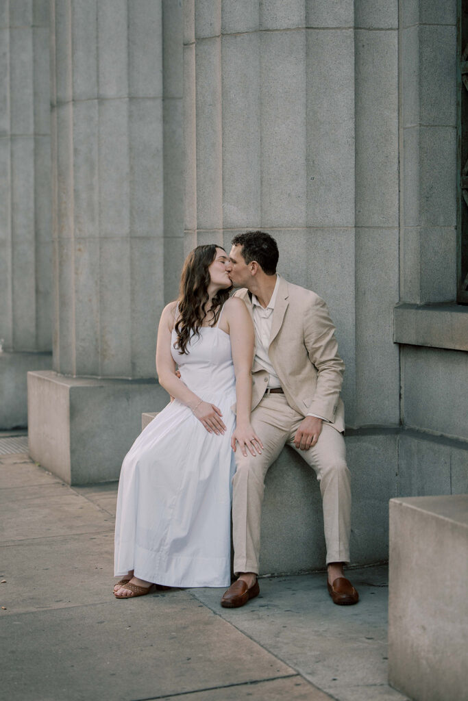 Romantic Olde Pink House Engagement Photos in Savannah | Whitney & Mark