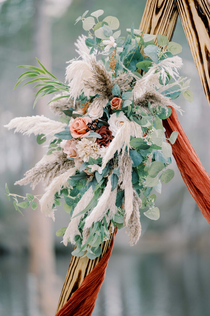 A Bohemian Lakeside Wedding at Evans County Public Fishing Area | Taylor & Brandon