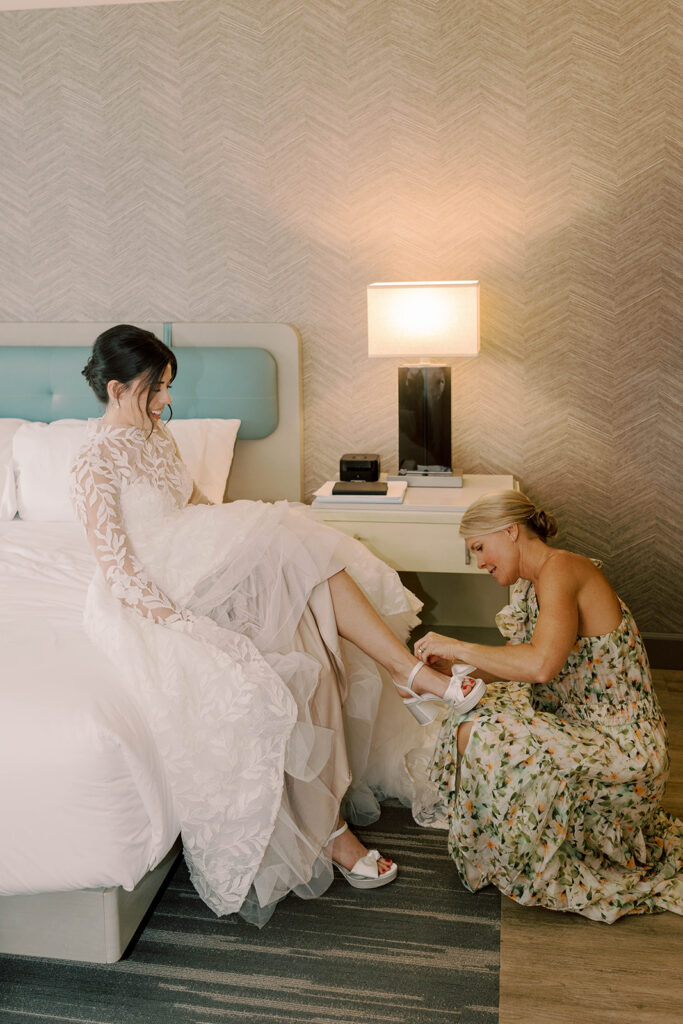 A Rain-Kissed Callaway Gardens Wedding With the Sweetest Chapel First Look