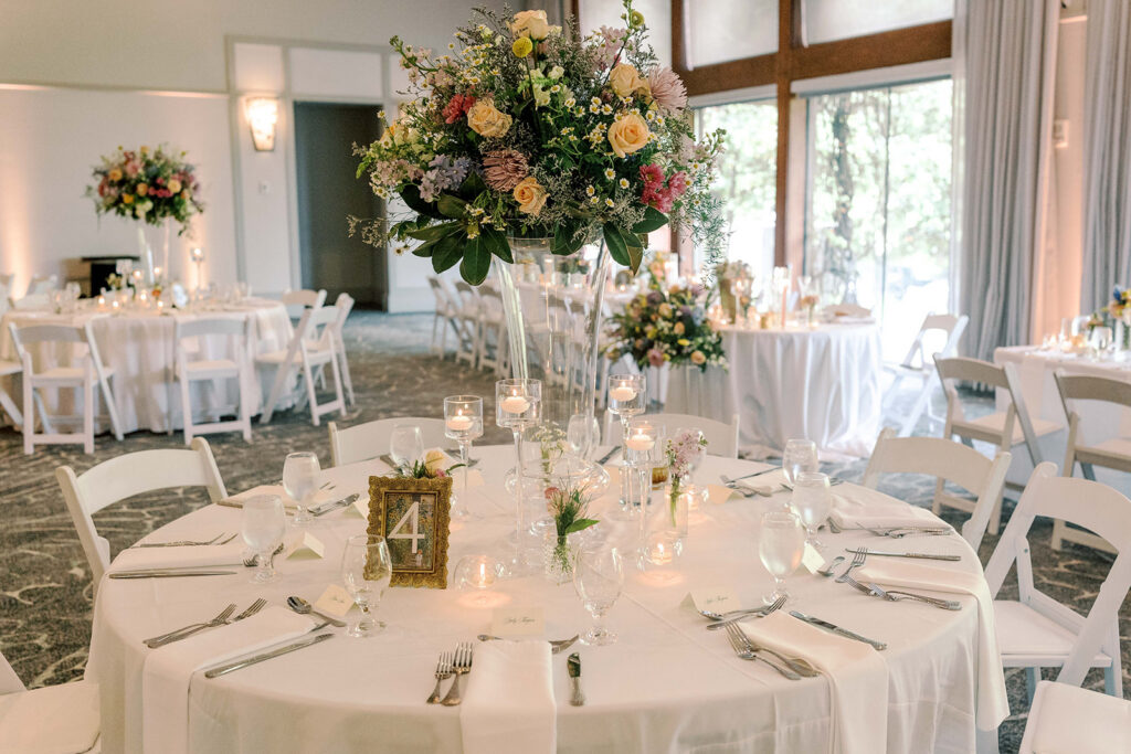 elegant wedding reception decor