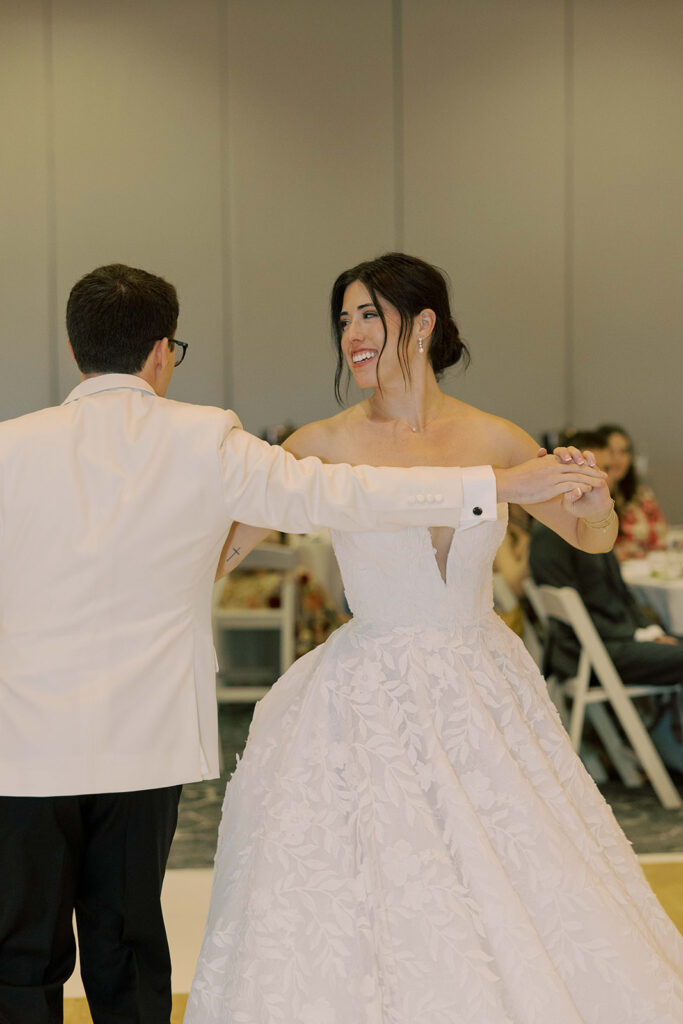 A Rain-Kissed Callaway Gardens Wedding With the Sweetest Chapel First Look