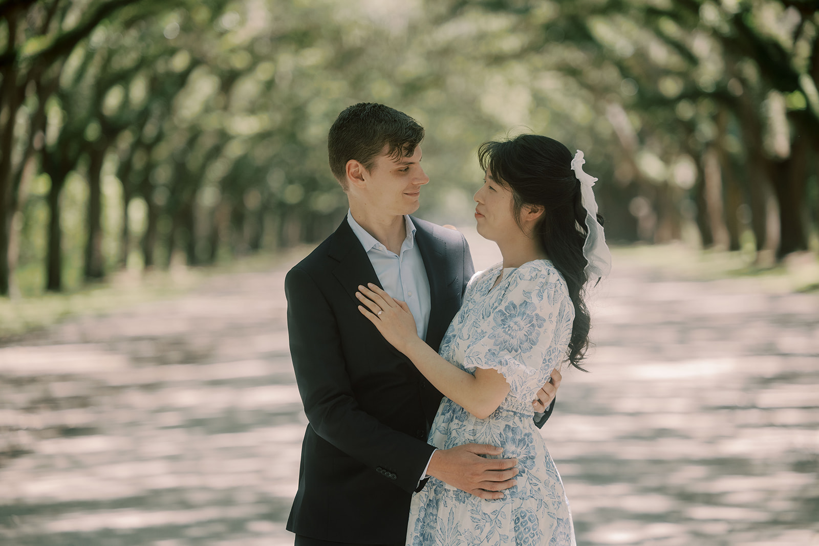 A Sunny Savannah Engagement Session Beneath the Oaks at Wormsloe Historic Site