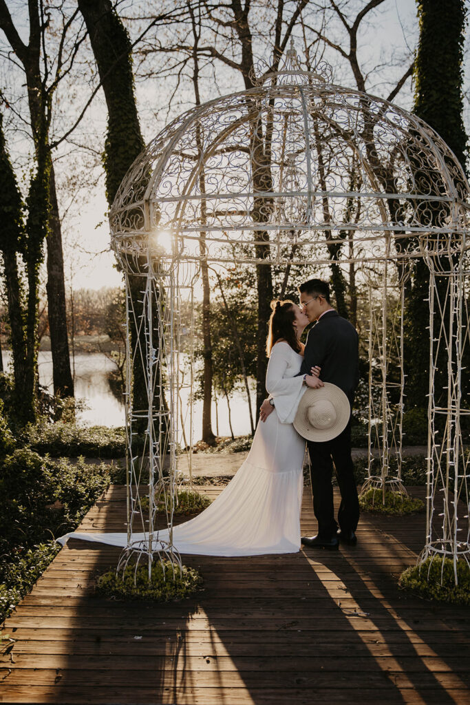 Romantic bridal portraits in Georgia
