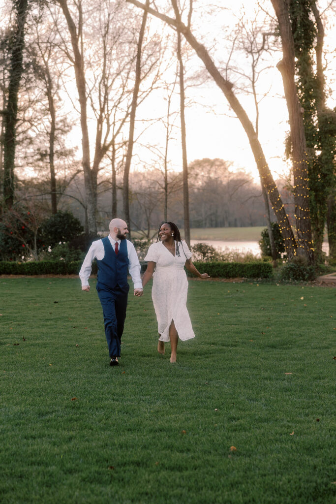 couple holding hands during their photoshoot