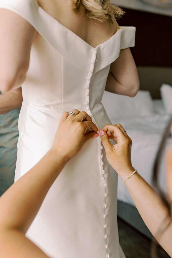 Kylee & Logan’s Elegant Waterfront Wedding at The Westin Savannah